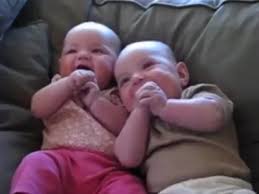 Rush Brush - Twin Babies Laughing at Fake Sneezes :)