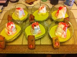 Iles Flottantes Pralines Roses Creme Anglaise Pistache Ile Flottante Creme Anglaise Praline Rose