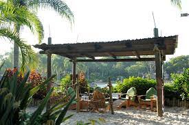 Chill Out This Summer In A Cabana At Disney S Water Parks Mickey News
