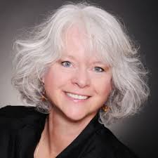 Lynne Foote's Instagram, Twitter & Facebook