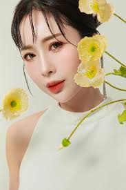 Demi Ho Makeup studio專業整體造型師| 新娘秘書推薦| GoWedding婚禮掏心話