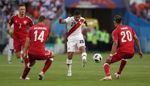 No ha sido nuestro mejor partido el delantero del tottenham tocó apenas 19 veces el balón ante escocia, su peor registro en partidos en. Peru Vs Dinamarca En Directo Online La Rojiblanca Pierde 1 0 En El Segundo Tiempo Por Grupo C Del Mundial Rusia 2018 Mundial Depor