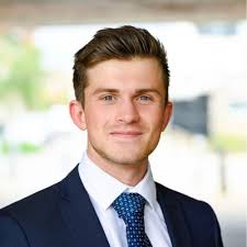 They raised $4M for this truck that installs solar as fast as humans 🤖  (Major investors are