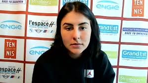 Bianca andreescu women's singles overview. Wta Strasbourg Andreescu S Est Retiree Je Dois Etre Prudente Andreescu Strasbourg Is21 Rg21 Rolandgarros Tennisactu