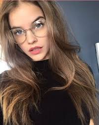 Reblog by @womenwithbeautifulhair · 1 image