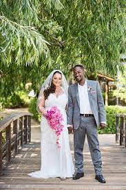 A California Garden Jewish Wedding Mazelmoments Com La Wedding Photographers Interracial Wedding Wedding Los Angeles