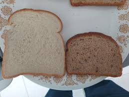 Calorie breakdown 17% fat , 74% carbs and 9% protein. Regular Bread Slice 65 Calories Beside Weight Watchers Bread Slice 50 Calories Mildlyinteresting