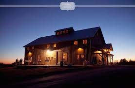 Weston Red Barn Farm Wedding In Kc Abby Adam Red Barn Farm Wedding Barn Venue
