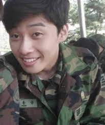 He is best known for his roles in the television dramas kill me, heal me (2015), she was pretty (2015). The Evolution Of Park Seo Joon From Baby To 31 Years Old Will Make You Fall For Him Even Harder Koreaboo