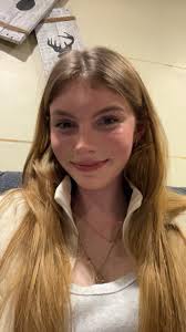 For anyone in the waverly terrace building In ramsey, can you please have a  look out for my daughters xmas present it was delivered yesterday but it  isn't there im hoping its