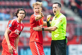 Twente hosts ajax in a eredivisie game, certain to entertain all football fans. Ppnh8jskbbwaum