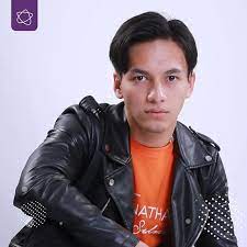 Jefri semakin terlihat dewasa dan kece, setuju? Dalam Film Dear Nathan Hello Salma Menurut Jefrinichol Dirinya Tak Ada Banyak Tantangan Namun Dirinya Harus Merubah Gaya Rambutnya Me Gaya Rambut Aktor Film
