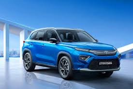 Toyota Hyryder Price - Images, Colours ...