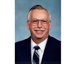 Sharon Knauer's Instagram, Twitter & Facebook