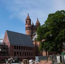 7 reviews #60 of 103 restaurants in worms $ vietnamese. Umstrittenes Haus Am Dom In Worms Eingeweiht Welt