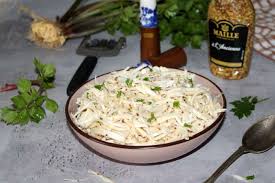 Salade De Celeri Rave A L Ancienne Chez Vanda Salade Celeri Celerie Rave Recette Celeri Rave