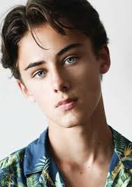 Growing up, he remembers that he lived on a steady diet of fantasy novels and action movies. William Franklyn Miller On Mycast Fan Casting Your Favorite Stories