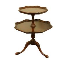 1stdibs Com Early 19th Century Regency Antique Mahogany 3 Tier Dumb Waiter Mahogany Luxury Table Antiques