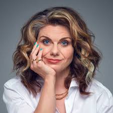 Why UK teens are obsessed with prom dressing