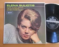 Cecilia Sutherland's Instagram, Twitter & Facebook