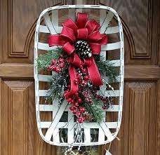 The best thing about christmas is not the holiday itself, but the preparation for it. 60 Diy Dollar Tree Christmas Decor And Crafts Ideas To Get Your Home Christmas Ready In A Jiffy Hike N Dip