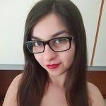 Jessica Demont's Instagram, Twitter & Facebook