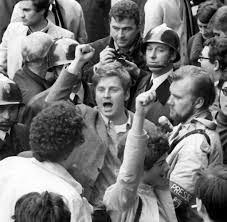 Its purpose was to provide education for the russian military garrison of warsaw, the majority of students (up to 70% out of an average of 1,500 to 2,000 students) were poles. Adam Michnik Welt
