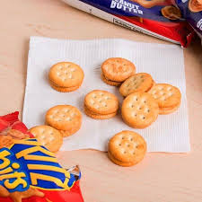 Shop Le Ici Https Www Myamericanshop Be Products Nabisco Ritz Bits Sandwiches Beurre Cacahuete Desserts Food Cookies