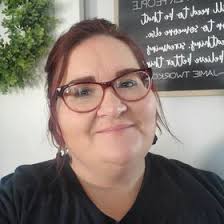 Rhonda Yoder's Instagram, Twitter & Facebook