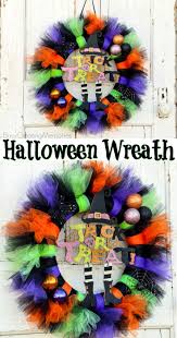The center can be accessorized with any halloween related finds, get creative and watch your creation. Stunning Easy To Make Tutu Halloween Wreath Tutorial For Your Front Porch