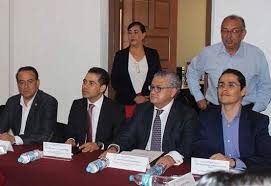 Ver perfiles de personas llamadas carlos maldonado mendoza. Aborda Carlos Maldonado Mendoza Con Diputados Locales La Situacion Financiera De Michoacan