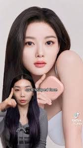 Mindy Woo's Instagram, Twitter & Facebook