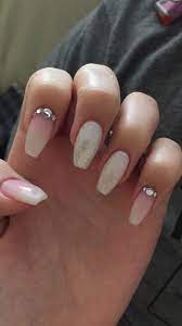 ballerinanagel steinchen glitzer farbverlauf rosa weiss silber perlmutt nails nagel rosa ballerina nagel nagellack design