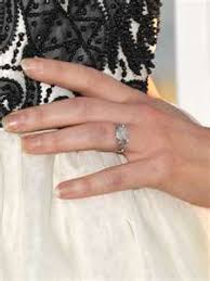 Zooey Deschanel Engagement Ring Ring Engagement Diamond Bling Celebrity Wedding Rings Celebrity Engagement Rings Engagement Ring Prices