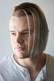 Geode-inspired hair 'is more 2017 than anything'