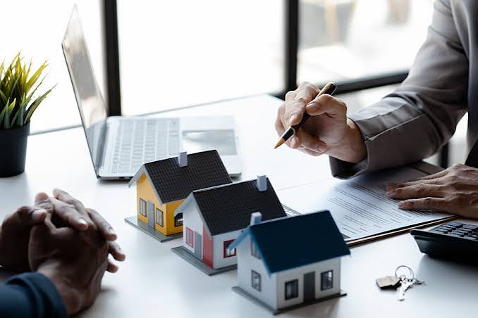 The 4 Essential Steps to Become a Successful Real Estate Investor (And The Team You'll Need Along the Way) | Rich Dad