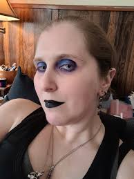 Vocalist seeking heavy metal band collaborations