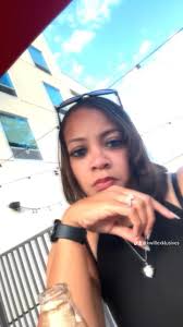 Georgia supports small businesses, loves Color Street