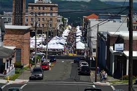 See more ideas about astoria, oregon, astoria oregon. Astoria Sunday Market To Return To Oregon Coast May 9 That Oregon Life