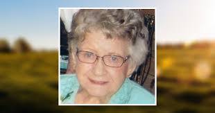 Hilda Neumann's Instagram, Twitter & Facebook