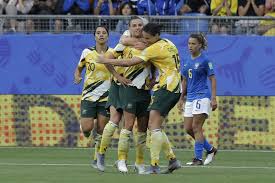 Sigue en directo y online el partido de la fase de grupos del mundial de francia 2019. Australia Vence A Brasil 3 2 Con Ayuda De Un Autogol
