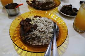 Rawon rampal mungkin terdengar unik bagi yang pertama kali mendengarnya. Rawon Rampal Kuliner Legendaris Khas Kota Malang Sejak Tahun 1957 Kumparan Com