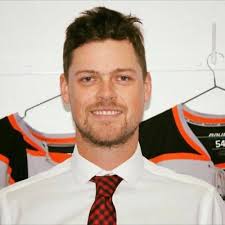 Nick MacNeil (@neilymac12)