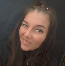 Titania Johnson's Instagram, Twitter & Facebook