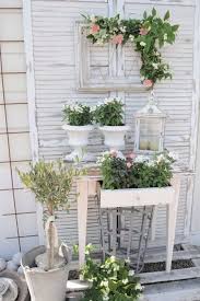 Da war richtig was los. Shabby Chic Selber Machen Der Romantik Look Fur Zuhause Shabby Chic Garten Shabby Chic Selber Machen Sommergarten