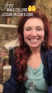 Carrie Pickett's Instagram, Twitter & Facebook