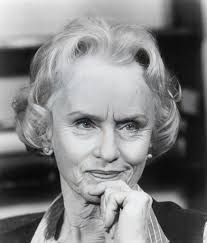 Jessica Tandy's Early Career and Timeless Beauty