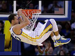 Steph curry has been the main man for the golden state warriors for so many seasons, and has come up with all sorts of clutch moments during their phenomenal run. Stephen Curry Drives Slams And Hangs Youtube