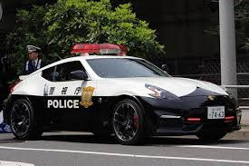 徹底解説 覆面パトカーの見分け方 車種や特徴をまるごとチェック 初心者必見 編集部が語る自動車購入ノウハウ mota パトカー 覆面パトカー 白バイ