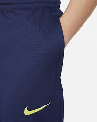 Bitte sende deine retoure, deinen umtausch, reklamation and die entsprechende adresse. Tottenham Hotspur Strike Nike Dri Fit Fussball Trainingsanzug Fur Jungere Kinder Nike Ch